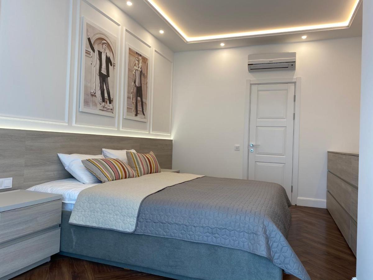 Modern Classic 2 Bedroom Apartment Near Most City 드네프로페트로프스크 외부 사진