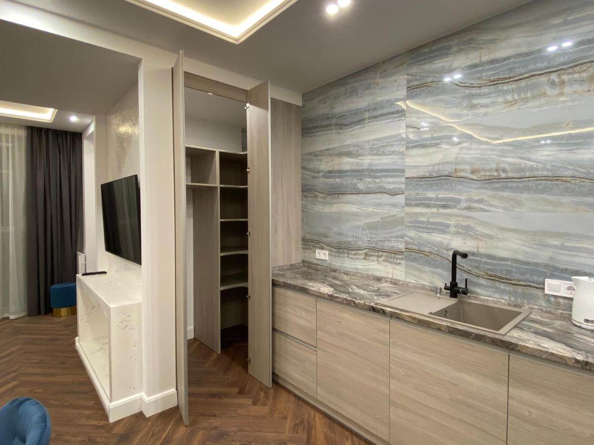 Modern Classic 2 Bedroom Apartment Near Most City 드네프로페트로프스크 외부 사진